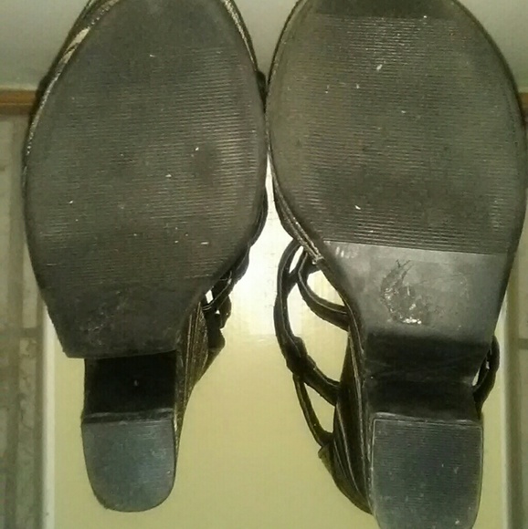 Fahrenheit Platform Open Toe Sandals EUC! - Picture 5 of 6